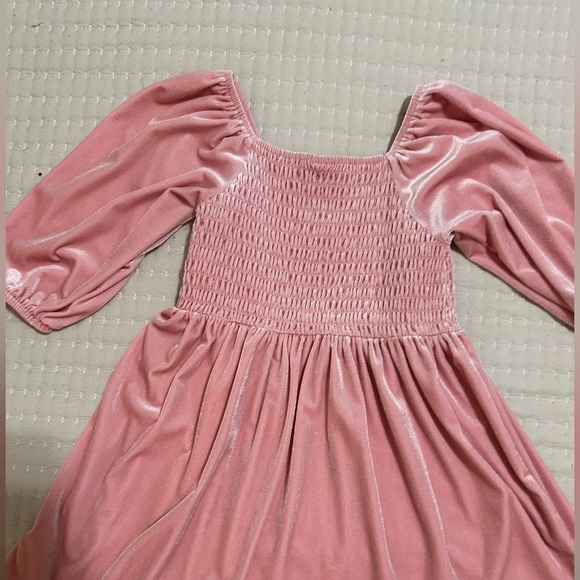 OLD NAVY GIRLS VELVET PINK DRESS - SIZE 5 - Picture 2 of 6